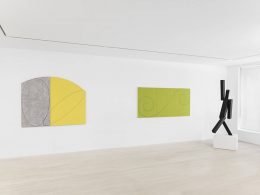 Installation image for Robert Mangold and Joel Shapiro: Angles in Color, at Mignoni