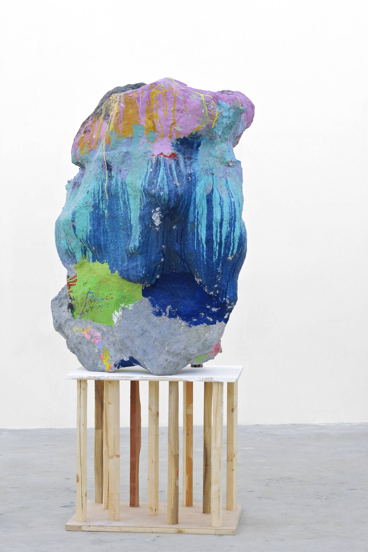 Untitled (large sculpture with can), 2009