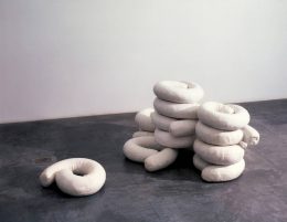 Anna Maria Maiolino, São(They Are), 1997/2000