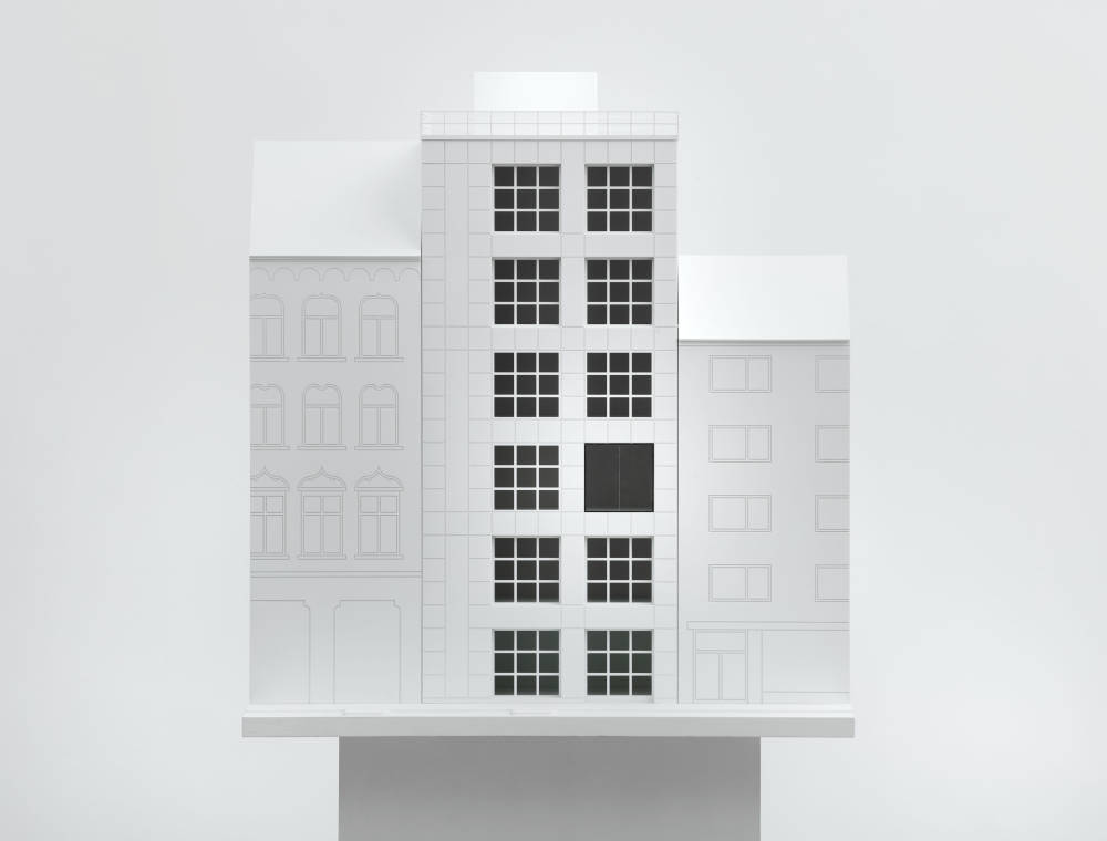 Isa Genzken, Fenster, Venloer Straße, 1988. Project for the façade of Galerie Buchholz, Venloer Str. 21, Cologne, realized/not installed, 2015