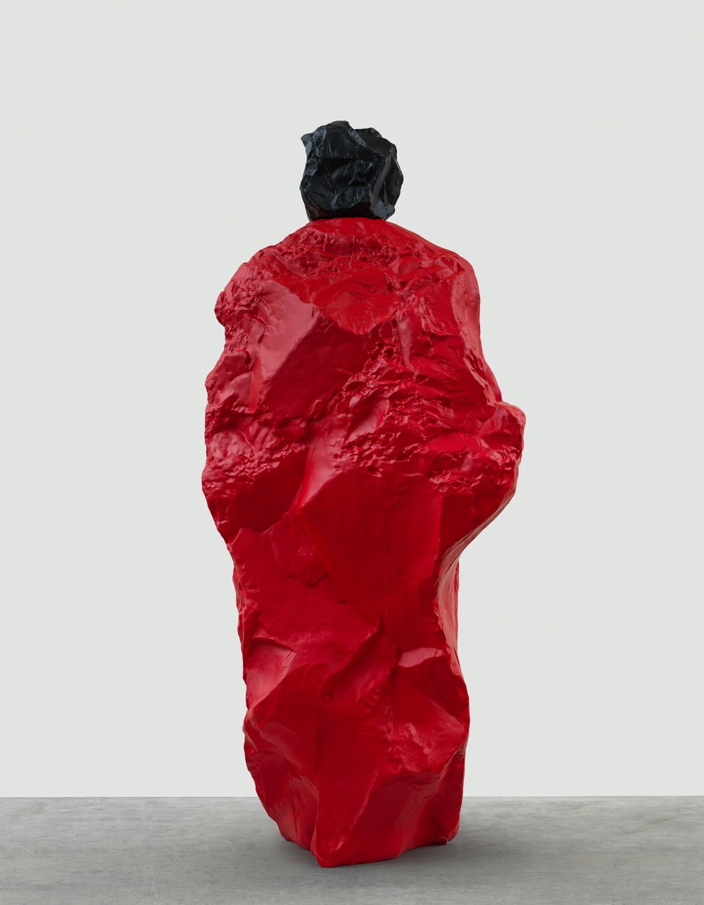Ugo Rondinone, black red nun, 2020