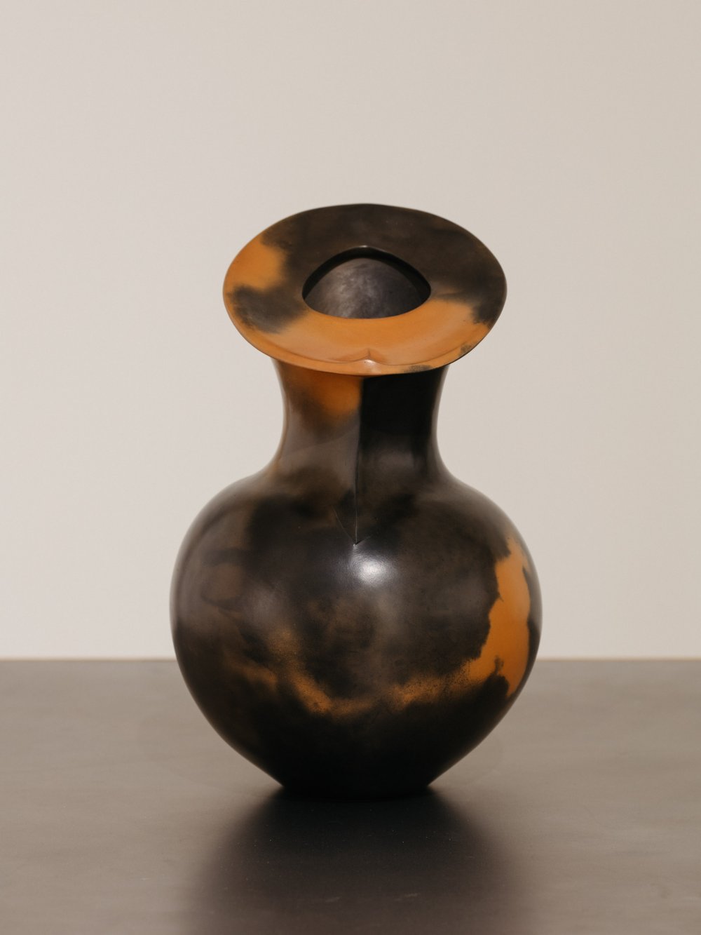 Magdalene Odundo, Untitled, 1984