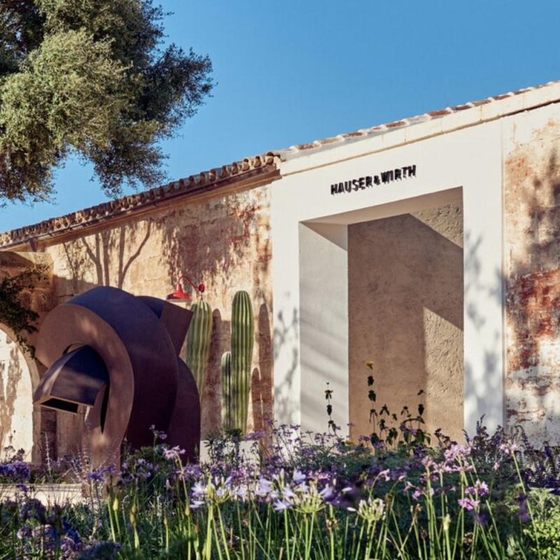 Mika Rottenberg @Hauser & Wirth Menorca, Mahón  - GalleriesNow.net 