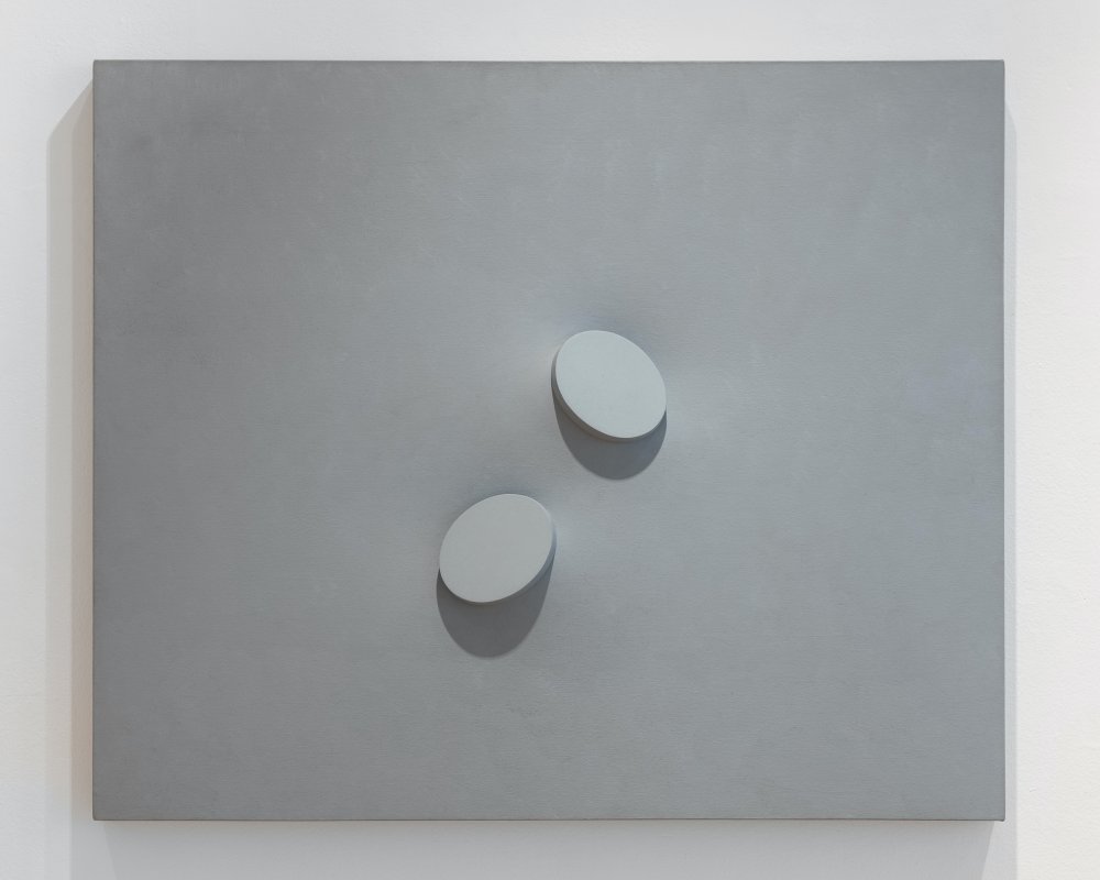 Turi Simeti, Due ovali in grigio, 1993