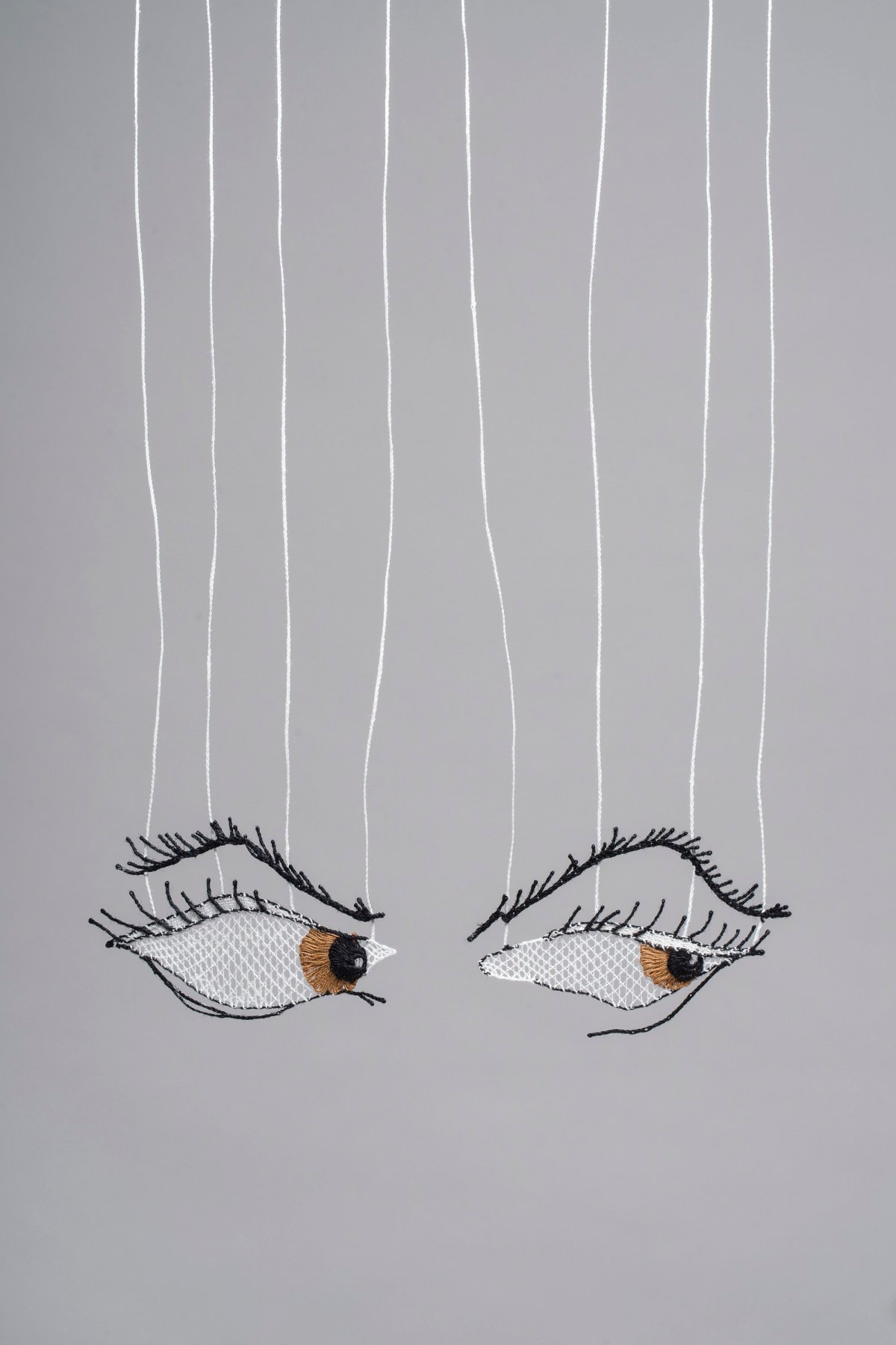Julie Béna, Eyes (do you really believe?), 2021