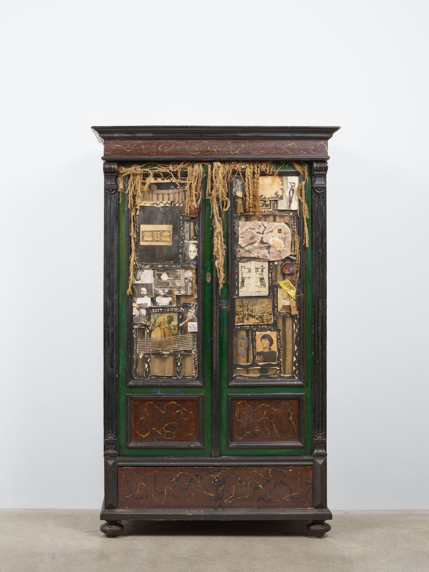 Erna Rosenstein, Szafa (Closet), c. 1960-2004