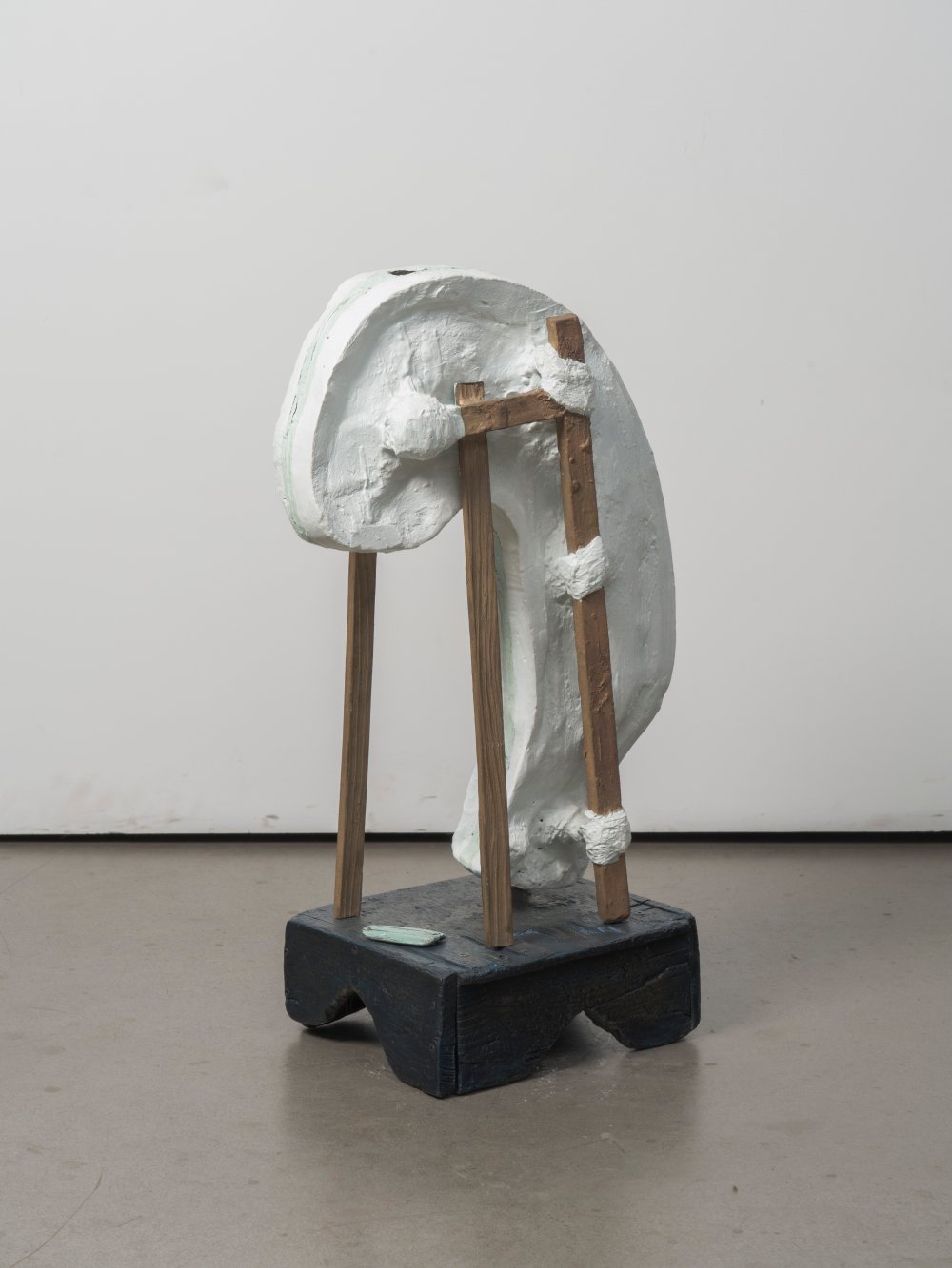 Tatiana Trouvé, Notes on Sculpture, 2022