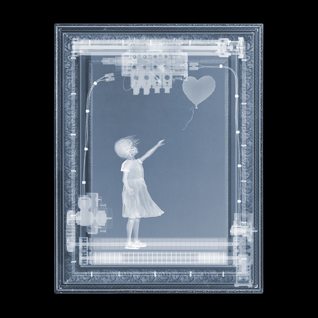 Nick Veasey, BanXsy Before, 2023