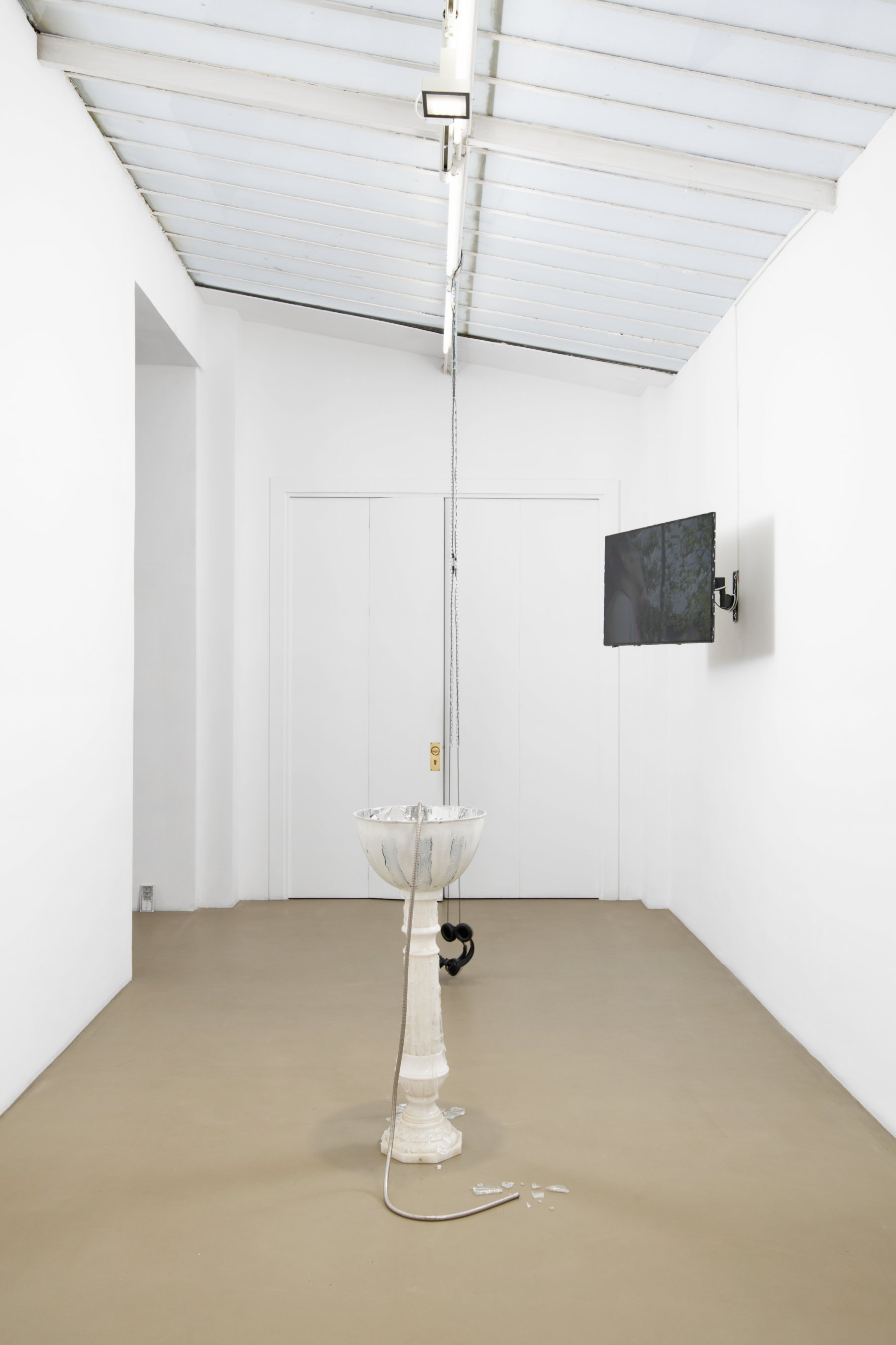 Installation image for Tous les jours, at Galerie Chantal Crousel