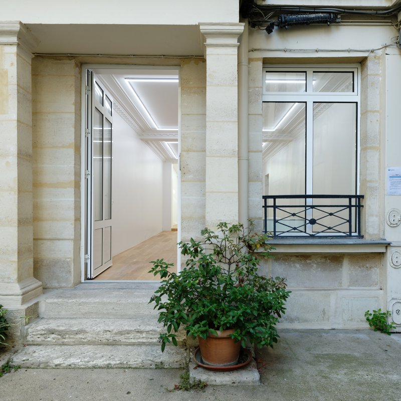 Behind The Door, Paris  - GalleriesNow.net 