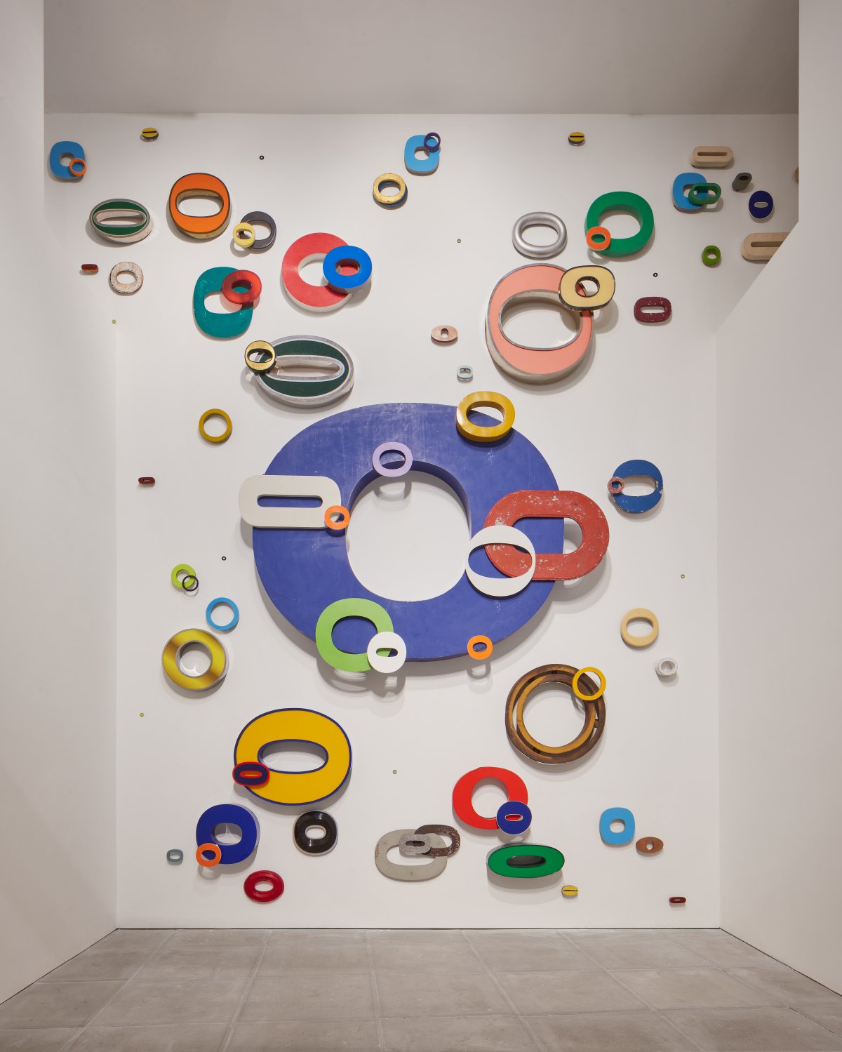 Leo Fitzmaurice, Circumspectacle (Blueshi!), 2024