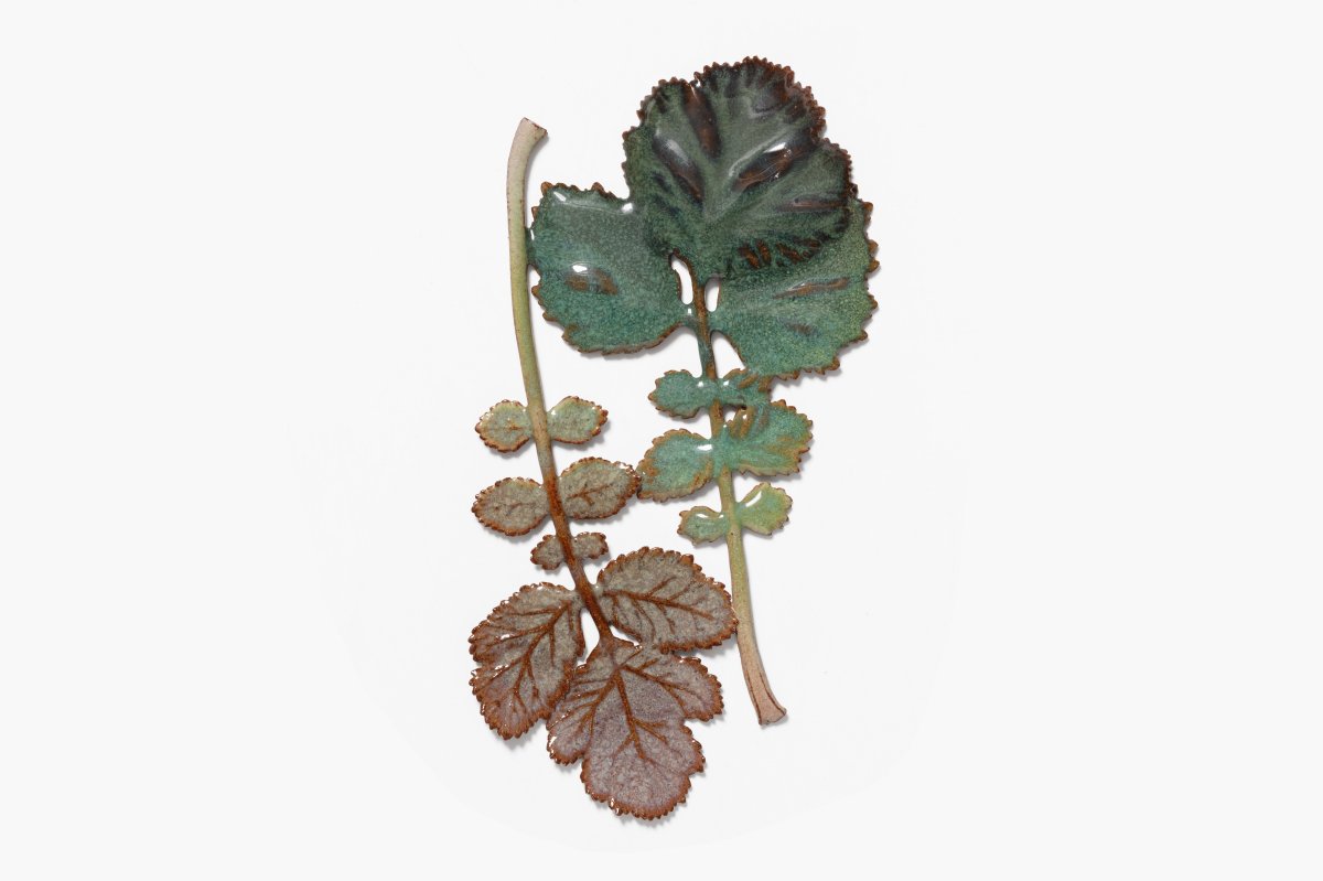 Marianne Nielsen, Two Herb Bennet Leaves, 2023