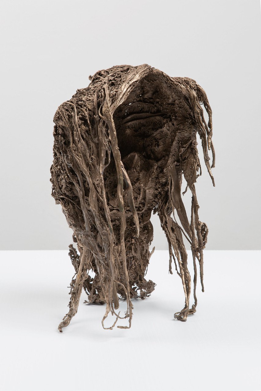 Issy Wood, Issy Wood, Isa Genzken, Wolfgang Tillmans & Martine Syms, Sex on the Beach, 2021