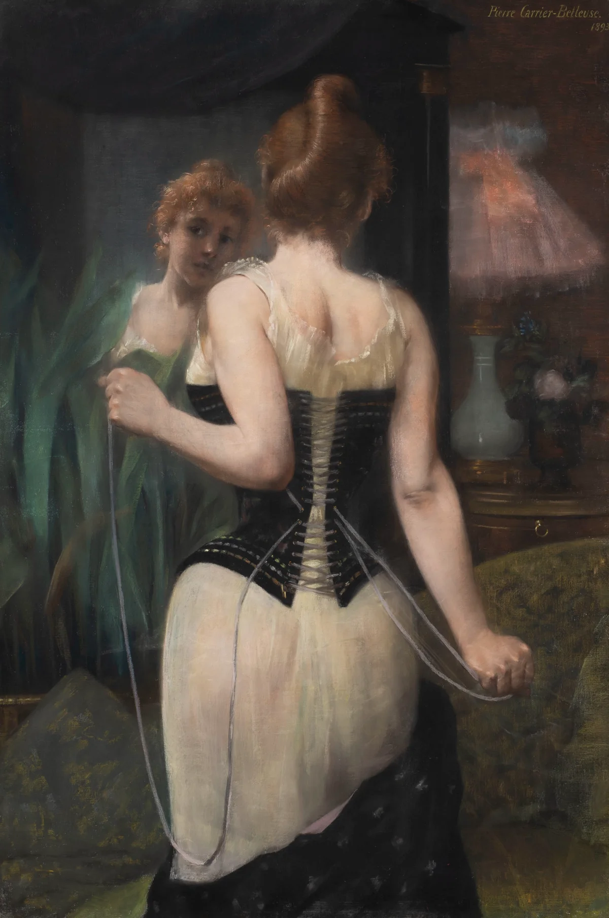 Jeune femme ajustant son corset, 1893