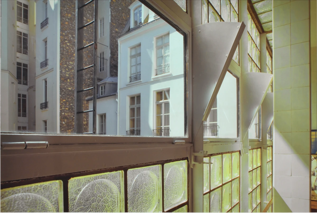 James Welling, 9407, Maison de verre, 2009