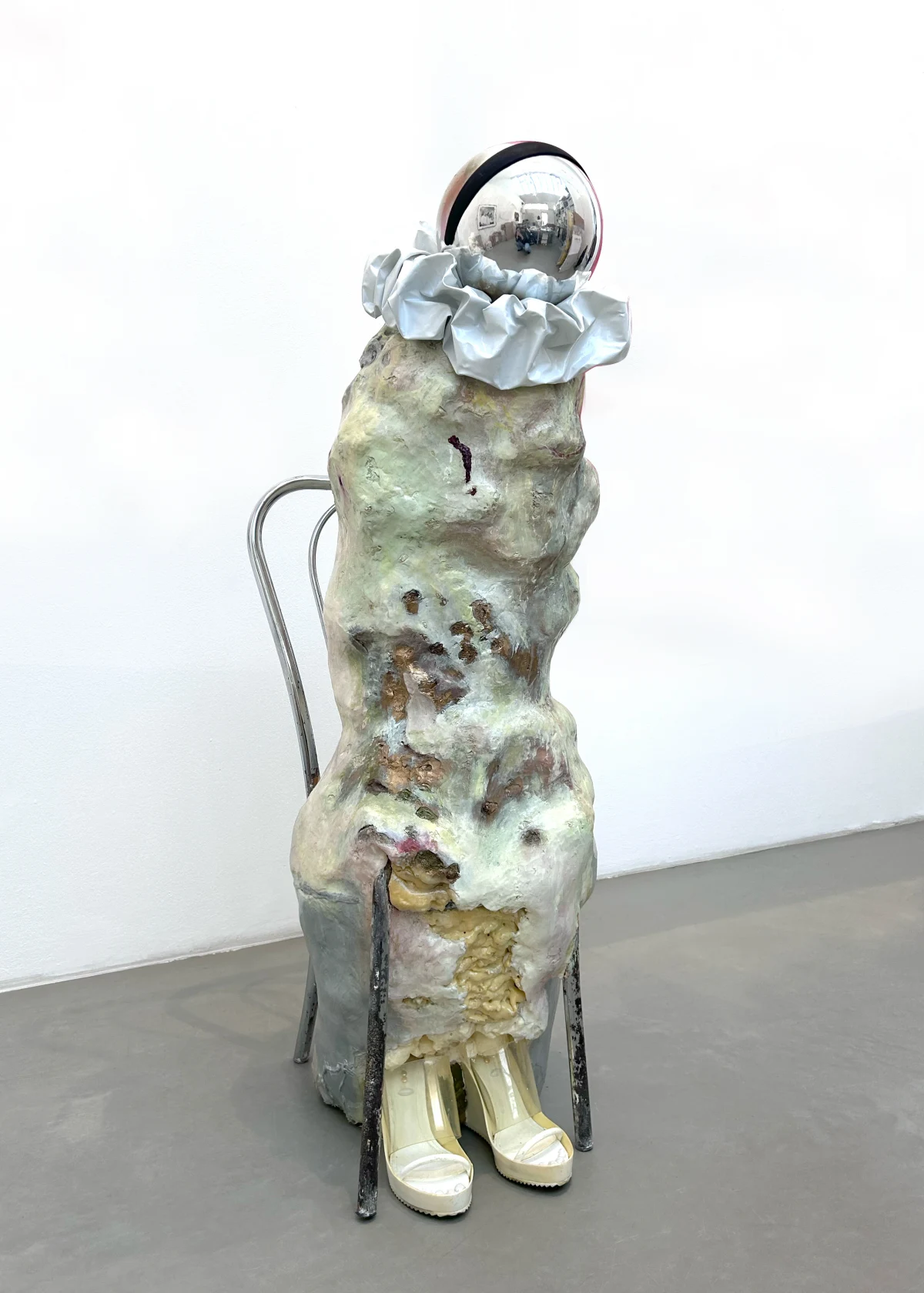 Christian Eisenberger, Anna K.E. & Luise-Finn Tismer, The Imposter, 2024