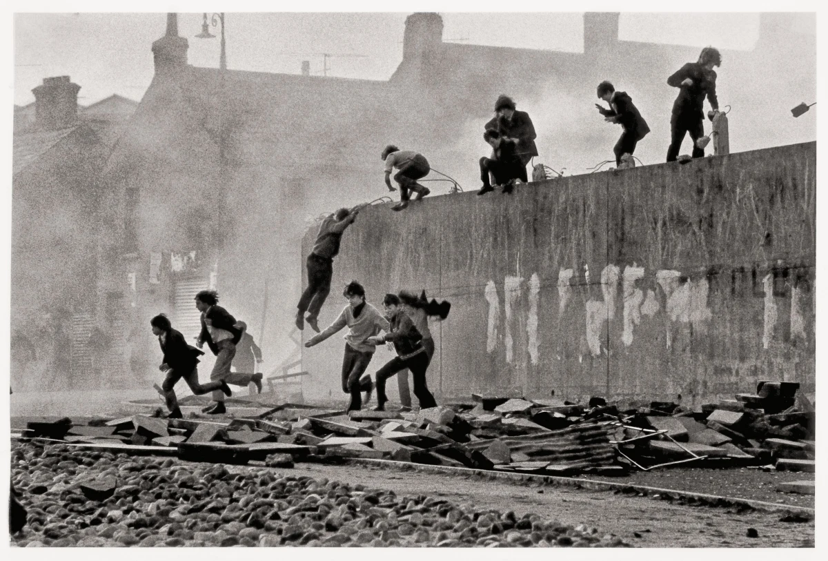 Don McCullin, Catholic youths escaping from CS gas, Londonderry, Northern Ireland, 1971
