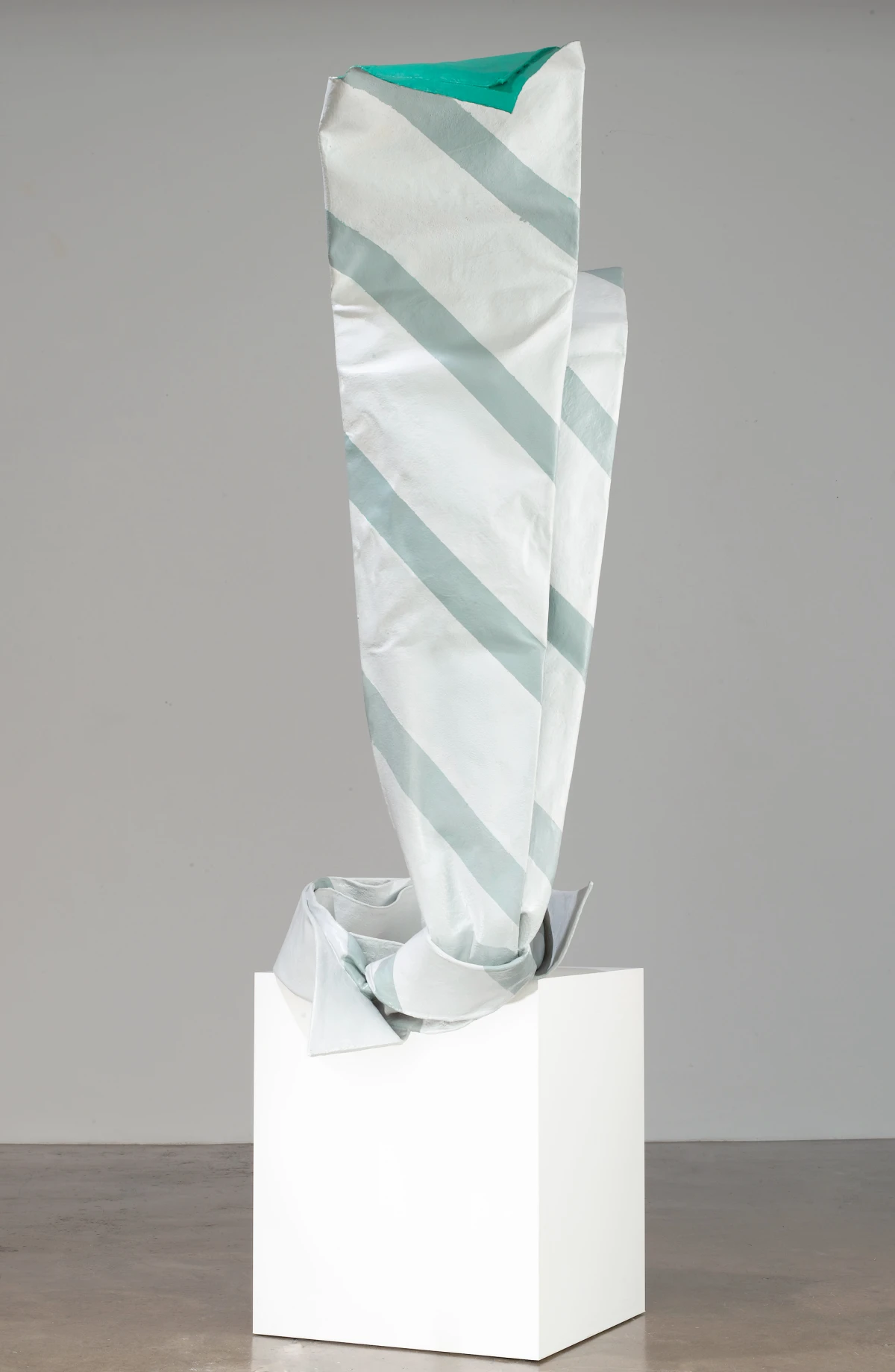 Claes Oldenburg & Coosje Van Bruggen, Inverted Collar and Tie, 1993
