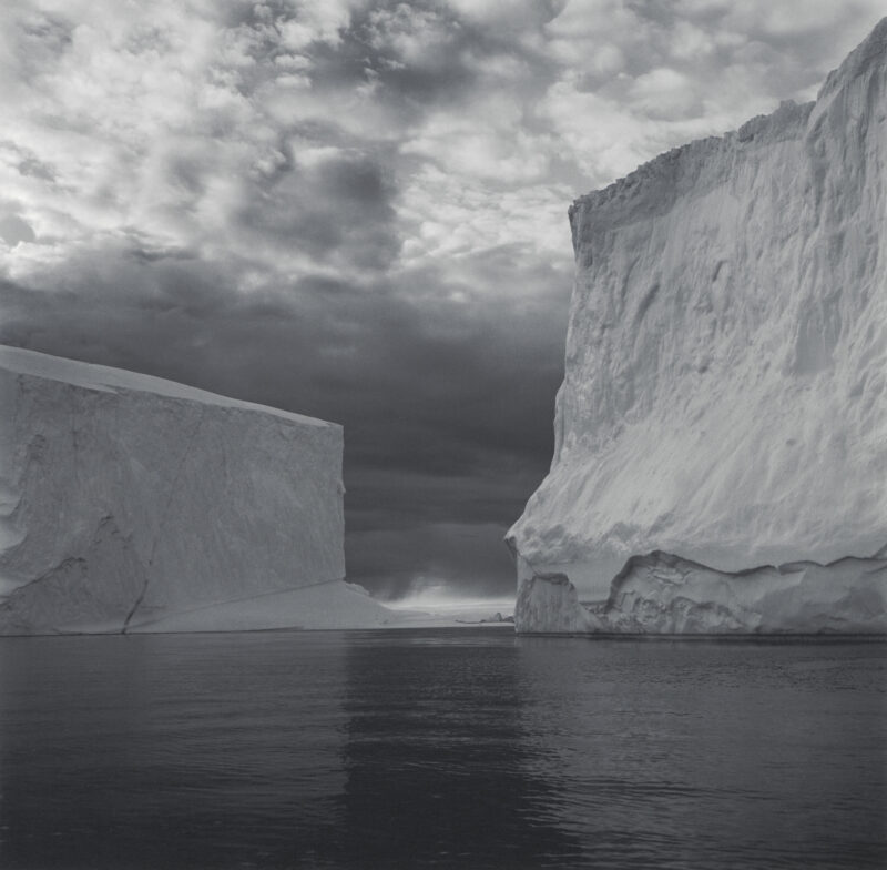 Lynn Davis, Iceberg #36, Disko Bay, Greenland, 2000