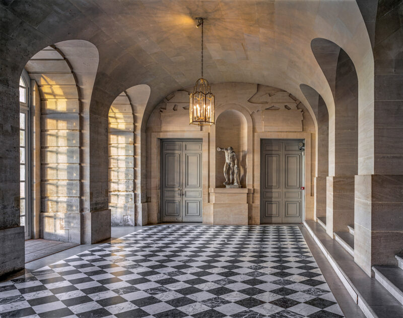 Robert Polidori, Faune cymbalier MV 7977, by Giovanni-Battista Foggini, 1636, Galerie Basse, (51) CCE.01.041, Corps Central - RDC, Versailles, 2006