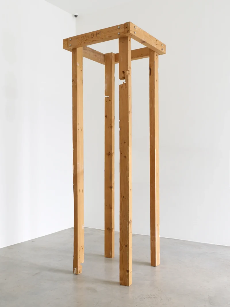 Georg Herold, Room Enough, 1986