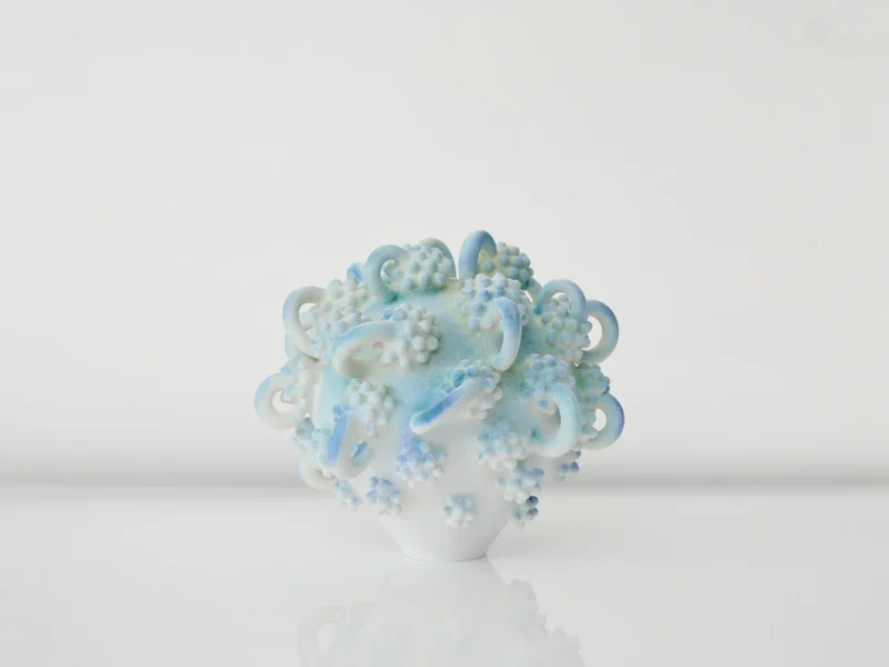 Eva Zethraeus, Pale Blue Helix Cluster, 2025