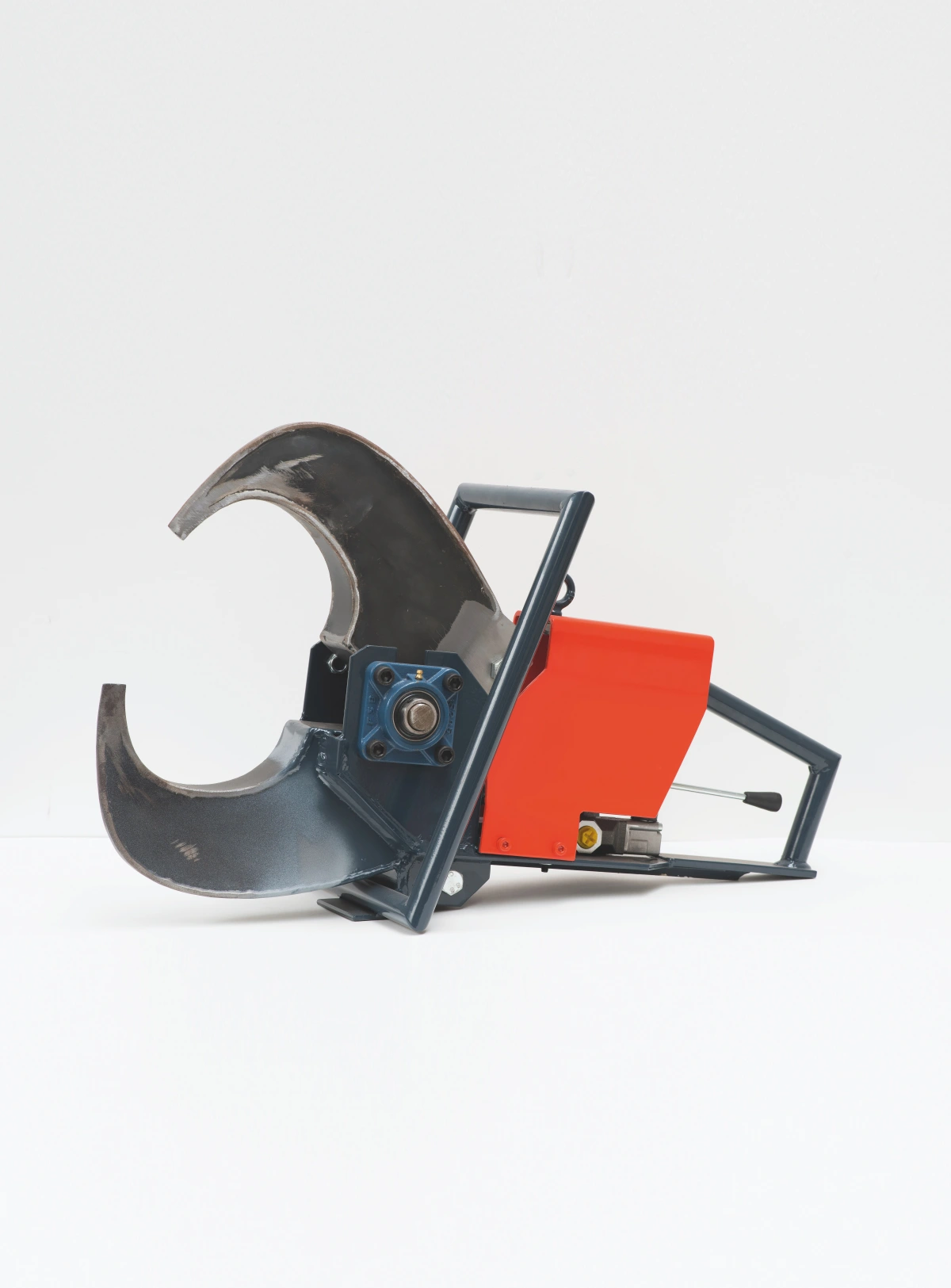 James Capper, PARROT JAW NIPPER 1, 2014