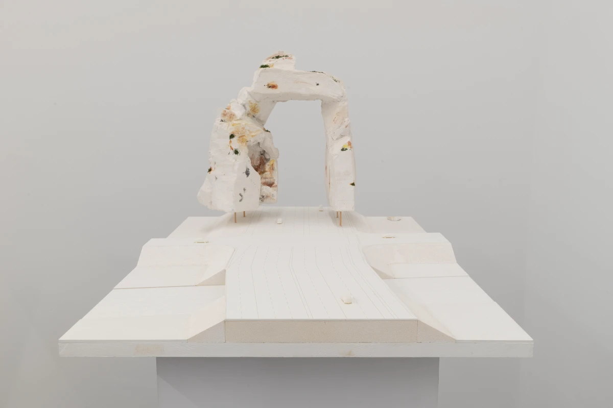 Isa Genzken, Tor für Amsterdam (Gate for Amsterdam), 1988