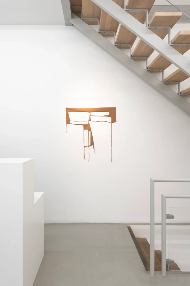 Installation shot from Marion Baruch: Quel che rimane del cielo, @ Galerie Peter Kilchmann