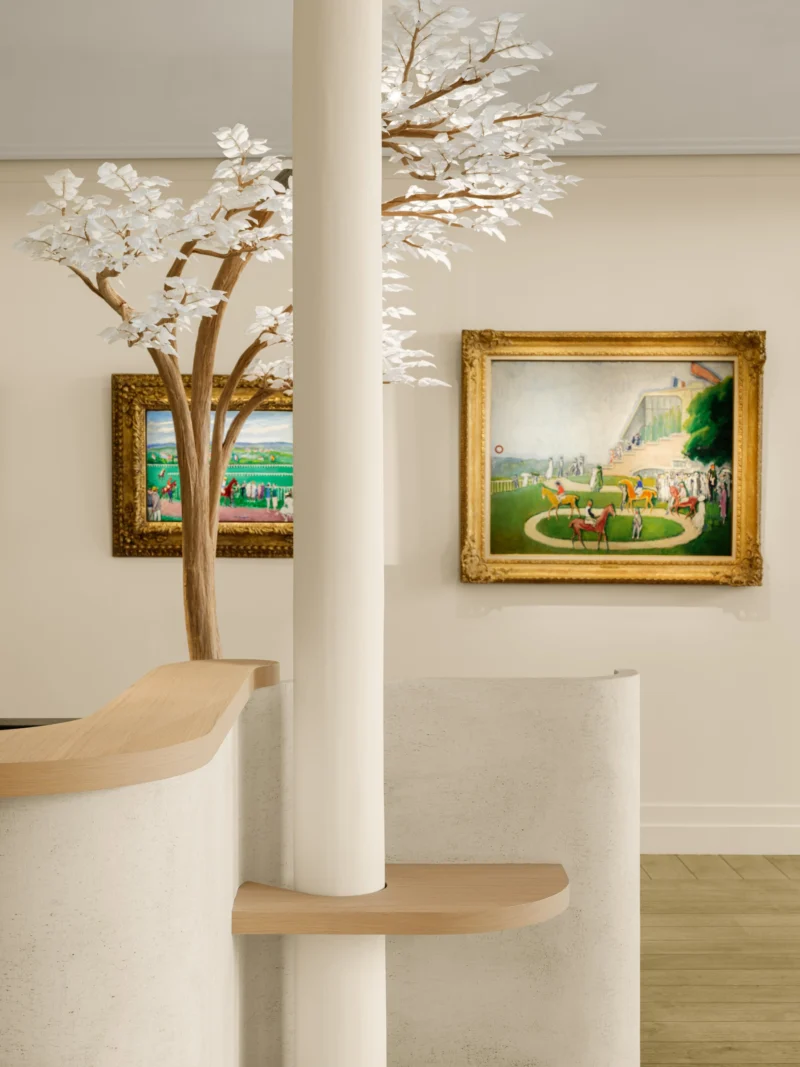 Installation shot from Kees van Dongen, @ HELENE BAILLY MARCILHAC