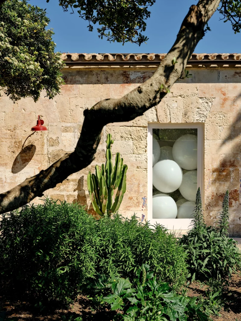Installation shot from Martin Creed, @ Hauser & Wirth