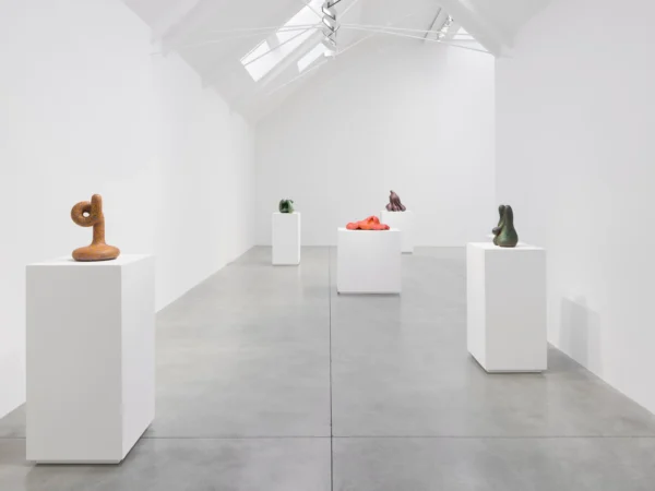 Ken Price @Lisson Gallery, London - GalleriesNow.net