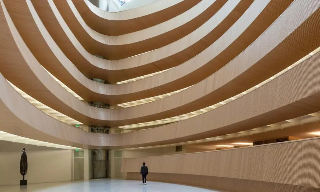 UB Recht Library
