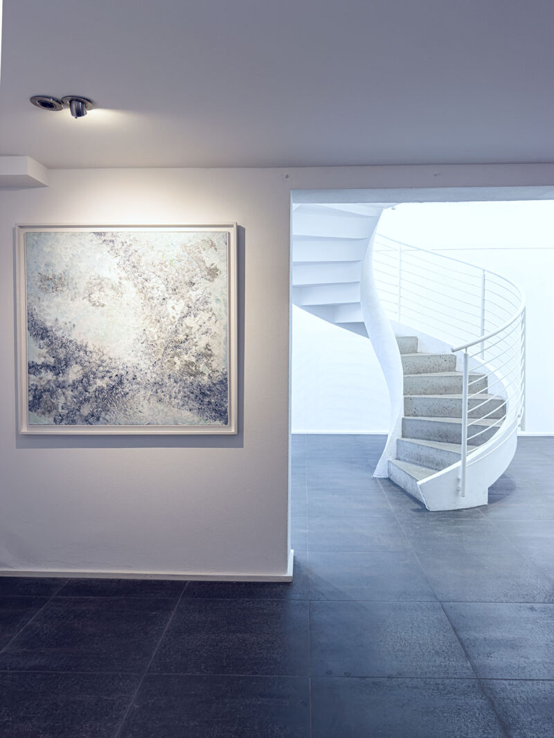 Installation shot from Luisella Traversi Guerra: Zwischen Atemzügen – il mio canto libero, @ Luisa Catucci Contemporary
