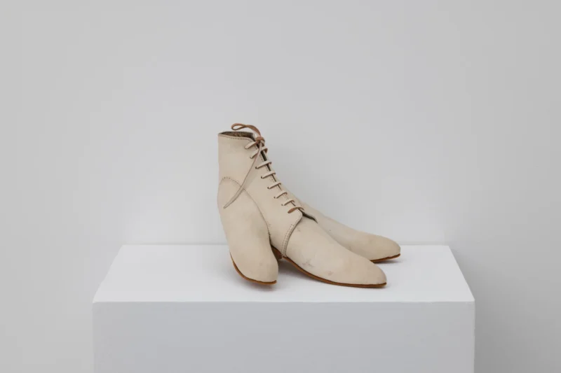 Han Feng, Shoe for Ostrich I, 2012