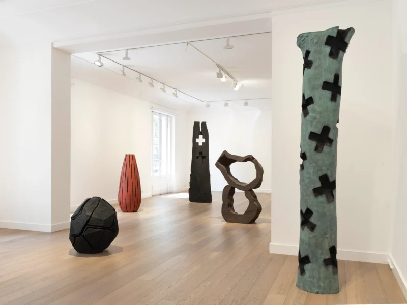 Installation shot from David Nash: Catching Forms. Wood to Bronze, @ Galerie Lelong