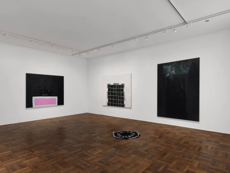 Installation shot from Raphaela Simon: On the Street, @ VeneKlasen