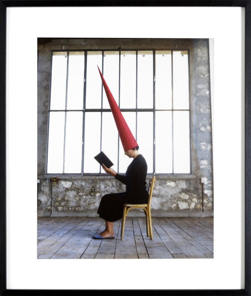 Marina Abramović, Energy Hat (Reading), 2001/2023